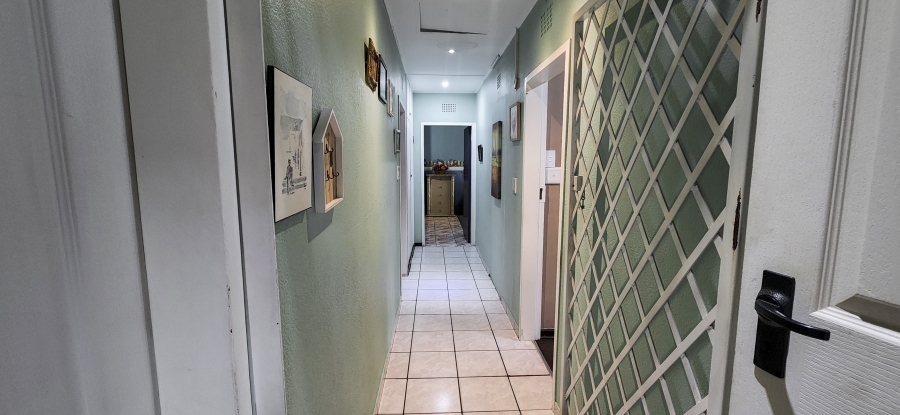 3 Bedroom Property for Sale in Vaalpark Free State